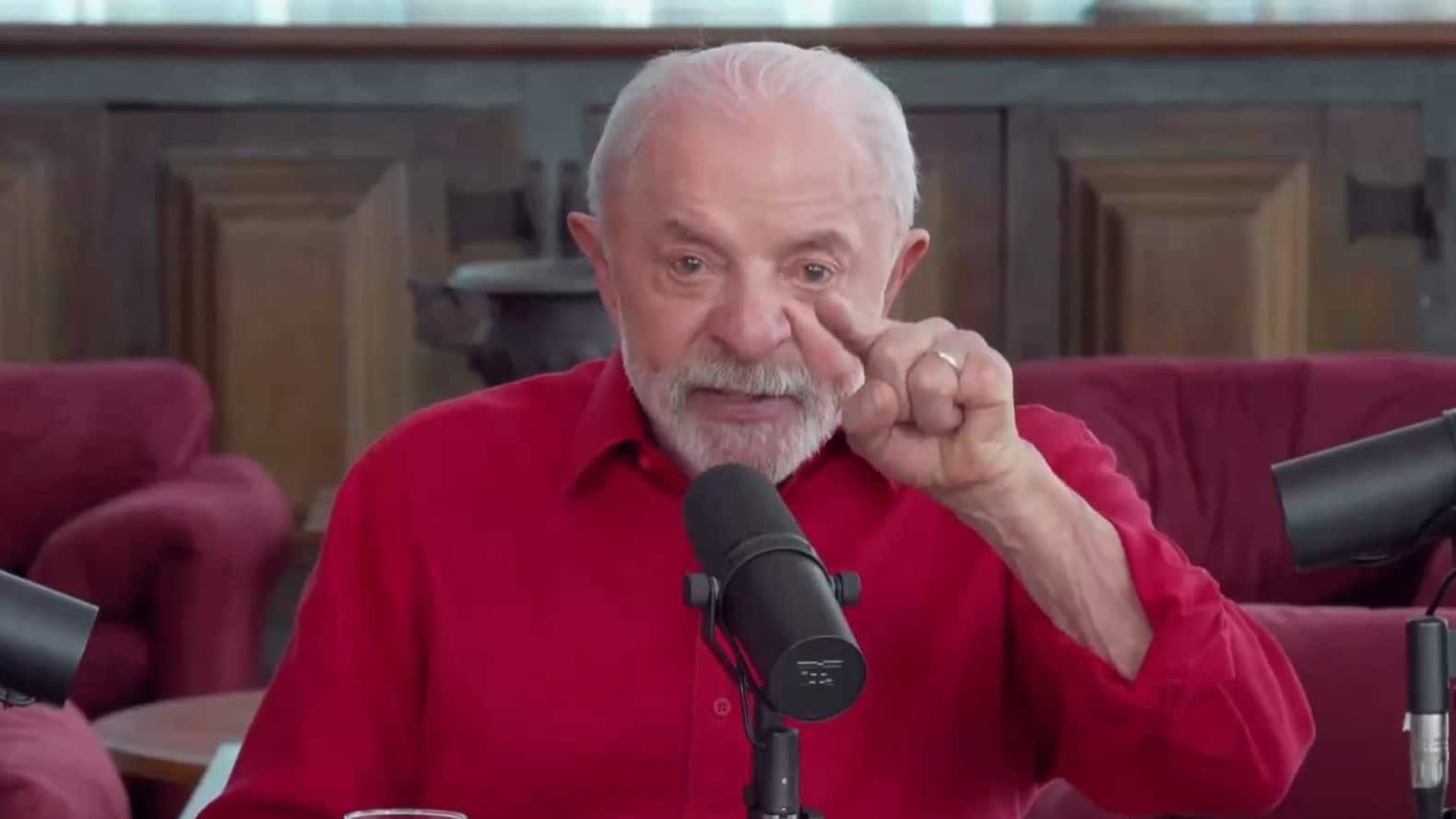 Lula anuncia MP que proíbe bets e cassinos online a nove dias da eleição