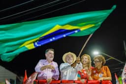 Desafios à campanha de Lula