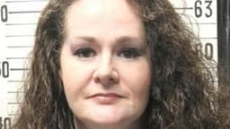EUA: ONU pede que Tennessee desista de executar mulher que sobreviveu à injeção letal