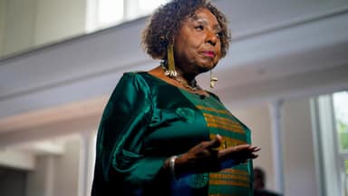 Jamaica pede a Charles III parecer sobre reparação de US$ 10 bi por escravidão