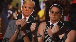 Donald Trump diz que aprovaria visto para Flávio Bolsonaro após fuga do Brasil