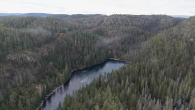 Noruega mira 2028 para aprovar mina de terras raras de Fensfeltet