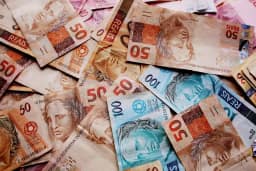 Governo federal projeta receita total de R$ 3,24 trilhões em 2026; número é recorde e equivale a 23,7% do PIB
