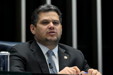 Senado inicia debate da PEC do fim da escala 6x1 com votação incerta