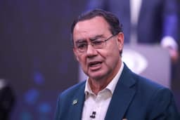 Augusto Cury não declarou três empresas nos EUA ao TSE; campanha diz que é erro e corrigirá dados