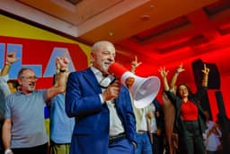 Campanha de Lula recruta jovens eleitos e influencers de esquerda para 'força-tarefa' digital