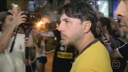 Renan Santos, candidato do Missão à Presidência, faz campanha em Brasília