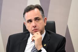 Alcolumbre indica Rodrigo Pacheco para vaga no TCU após saída de Bruno Dantas
