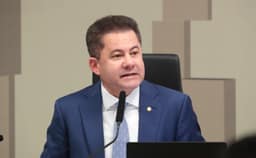 Deputado Cezinha de Madureira é alvo de operação da PF sobre tráfico de influência junto a tribunais superiores