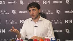 Toffoli adia julgamento do registro de candidatura de Renan Santos e aponta indícios de ilicitude
