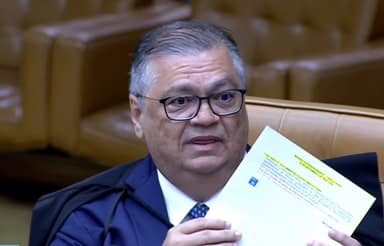 Flávio Dino aciona Polícia Federal contra ataques a igrejas e terreiros