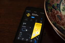 Ataque hacker faz plataforma de criptomoedas congelar mais de US$ 2,5 bilhões