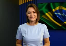 Michelle Bolsonaro fecha acordo com o Podemos no Distrito Federal