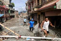 Número de mortos após enchentes e deslizamentos entre Nepal e Tibete passa de 270; cerca de 1,3 mil seguem desaparecidos
