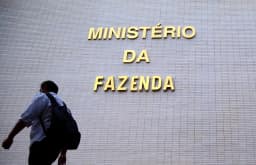 Governo estuda aplicar IOF sobre LCI, LCA e outros títulos isentos