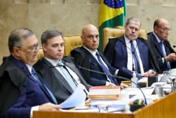 Regimento prevê desempate de julgamentos por Fachin, mas especialistas veem brecha para interpretação em caso de Moraes