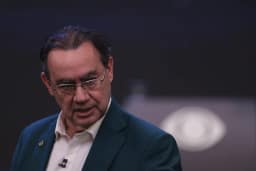 'A política virou um manicômio', diz Augusto Cury após estreia em debates