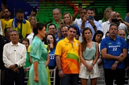 Flávio desembarca em Alagoas para estreia no Nordeste com ausências esperadas de JHC e Lira