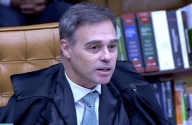 André Mendonça pede a Fachin que Alexandre de Moraes seja investigado