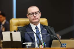 Zanin manda Anatel garantir acesso gratuito a sites e aplicativos da Justiça Eleitoral nas eleições