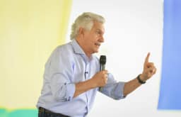 Caiado volta a chamar Flávio Bolsonaro de candidato ‘sabor agro’