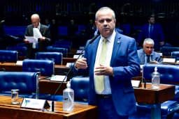 Rogério Marinho minimiza apoio do União Brasil-PP à reeleição de Alcolumbre no Senado