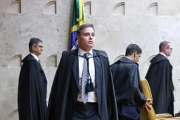 PF pede que Mendonça prorrogue investigação sobre financiamento de 'Dark Horse'