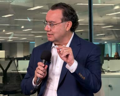 Augusto Cury defende telemedicina em 80% do SUS e taxação de big techs