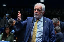 Caso Master: Mendonça bloqueou R$ 5,9 milhões em bens de Jaques Wagner