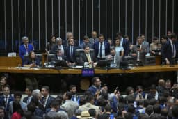 Câmara e Senado dão início a semana de esforço concentrado nesta terça-feira