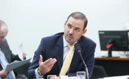 Vicentinho Jr (PSDB) é eleito governador do Tocantins