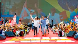 Em ato no Rio, Lula promete criar Ministério da Segurança Pública e acabar com domínio territorial de facções criminosas