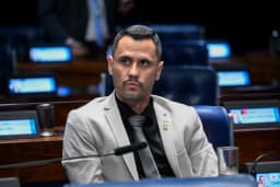 Termina sem definição reunião entre Cleitinho e Republicanos sobre candidatura ao governo de MG