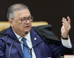 Dino anula decisão de Mendonça no TSE e libera posts sobre Aparecida