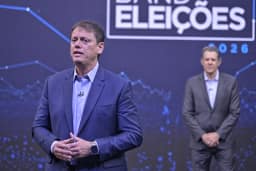 Quaest: Tarcísio tem 42% e Haddad 27% no primeiro turno em SP