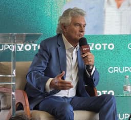 Caiado sugere isenção da 'taxa das blusinhas' também para empresas brasileiras