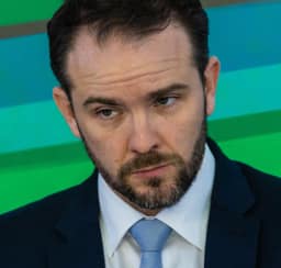 Durigan ganha espaço na campanha de Lula