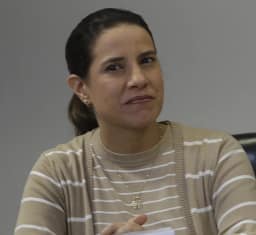 Nova pesquisa Datafolha em Pernambuco repercute cartazes contra Raquel Lyra