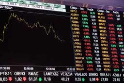 Ibovespa futuro dispara quase 8% após vantagem de Flávio