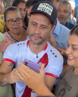 Com ampla vantagem, Cleitinho deve ir ao segundo turno contra Patrus Ananias