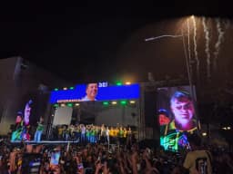 Em comício no Recife, Flávio Bolsonaro diz que Lula 'deve seu mandato' a Alexandre de Moraes
