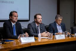 Análise: Orçamento de 2027 é prévia do ajuste fiscal de eventual Lula 4 sem maioria no Congresso