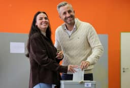 Extrema direita tenta voltar ao poder em eleição regional histórica na Alemanha