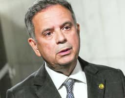 Marinho procura Gilmar Mendes em meio a escalada de tom da campanha de Flávio contra Moraes e o STF