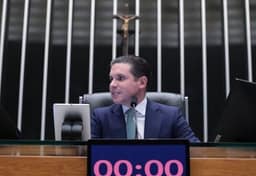 Motta cria comissão especial para debater maioridade penal