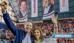 Ana Haddad deixa Ministério da Saúde rumo à campanha de Lula