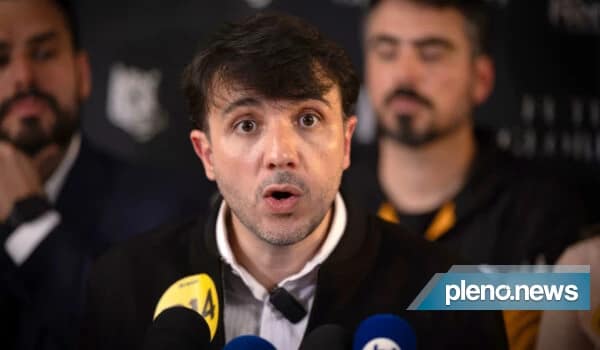 Renan Santos convoca protesto após ficar fora do debate de 1º de outubro