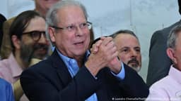 José Dirceu encerra tratamento contra linfoma: 'Mais forte que nunca'