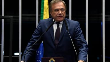 Alvaro Dias lidera disputa ao Senado no Paraná, diz pesquisa
