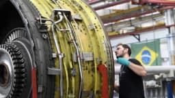 Indústria recua 0,2% em maio e interrompe sequência de altas